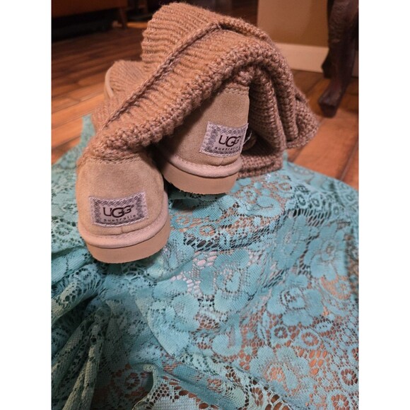 UGG Women’s 7 Classic Cardy Knit Convertible Brown & Gold Metallic Boots #1876 - Picture 4 of 7